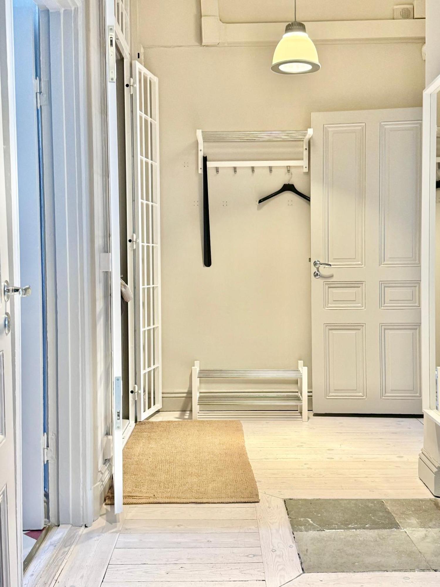 Ferienwohnung Laegenhet Med Fantastiskt Laege Stockholm Exterior foto